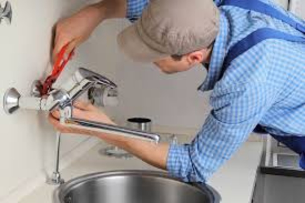 Repairing single-handle kitchen faucet